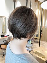 シャメル(Chamel)&nbsp;丸みのあるショートレイヤー☆20代30代40代50代