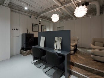 LyriQ 髪質改善ヘアエステ/縮毛矯正　【リリック】