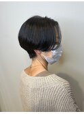 20代30代40代大人かわいい小顔ひし形ハンサムショート