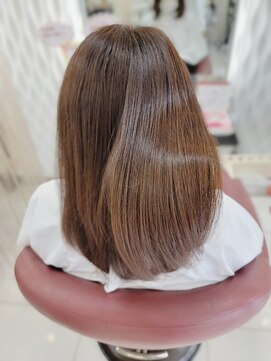 クオリス 赤塚店(QUALIS) 30代40代50代髪質改善トリートメント縮毛矯正ストレート