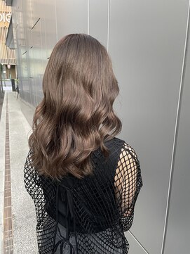 ピヨン 心斎橋(piLLon) グレージュ