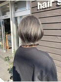 グレーカラー