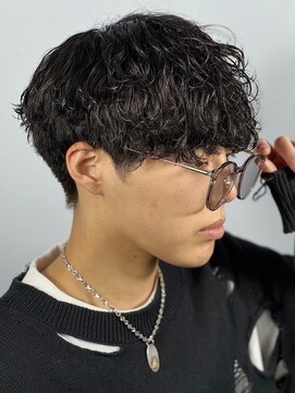 ヒロギンザ 大阪本店(HIRO GINZA) 【2024年冬】ツイストスパイラルパーマ×前下がり