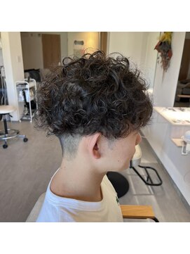 ログ(Log) メンズパーマ