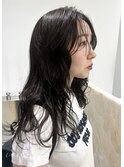 暗髪レイヤーカット/ニュアンスヘア/ストリート/カジュアル