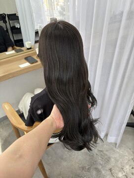 リュンヌ(Lune) グレージュ×赤みなし