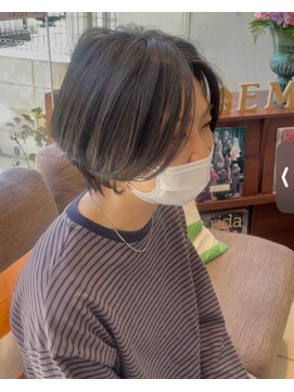 エム インターナショナル 春日部本店(EMU international) ラフなのにキマる大人のハンサムショート