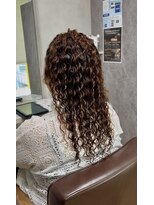 プーパ ヘアーユニ(pupa hair uni) アップもダウンスタイルも素敵