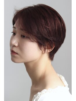 ヨーク(yorke)の写真/低刺激のオーガニック薬剤を使用♪ダメージレスにこだわり、低刺激でツヤ感アップ☆大人女性に人気＊