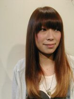 ヘア デザイン スタイリー(Hair Design stylee) 毛先に明るめカラーをのせた重軽スタイル