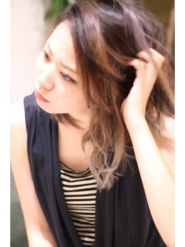 アンアンアヴェダ 沖縄ライカム店(anan aveda) メルトカラーアングルボブ