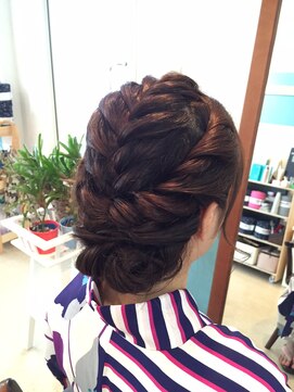 ロカット サロン(Roquat Salon) 編み込み浴衣アレンジ【ヘアセット　立川/立川南口/七五三】