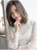 王道フェミニンなモテ可愛ミディ