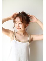 ワイビーアネックス(y.be annex)&nbsp;＃抜け感お団子アレンジ＃後れ毛