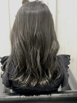 ジル(JiL)&nbsp;赤みを消したアッシュグレーカラー