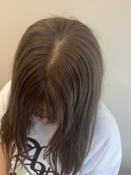 モナルダ(Monarda) シアーベージュ