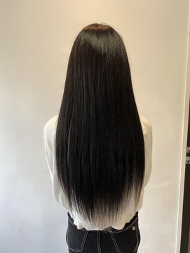 フツーロ 栄(FUTURO) プルエクステ