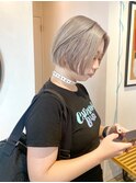 ハイトーンボブぱっつん前髪ボブミニボブ切りっぱなしボブ