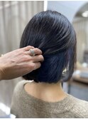深いネイビーのインナーカラー
