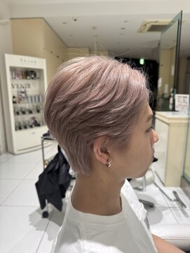 アブニール 我孫子(AVENIR) メンズ刈り上げないショート×ピンクベージュ