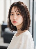 顔周りカットダークブラウンレイヤーボブ
