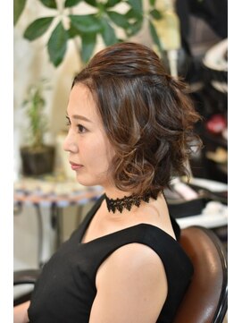 フィール(feel) ゆる巻きハーフアップ