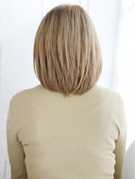 ナル 白山神社参道通り店(nalu) ハイトーンナチュラルボブ