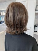 福山市美容室Caary グレーベージュ外ハネミディアムヘア