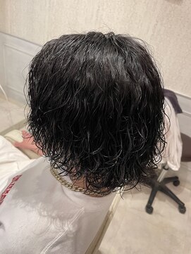 ヘアルーム ルシア(Lucia) 波巻きパーマ