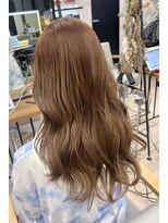 ワンズクロエ 原宿店(ONE's Chloe)&nbsp;ミルクティー/アースカラー/くびれヘア/ツートーンカラー