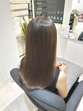 エミュスト(Emuest) 【松葉】髪質改善/髪質改善トリートメント/髪質改善ストレート