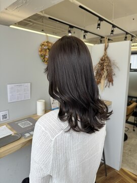 リジー(Litzy) グレージュカラー【三國麗奈】