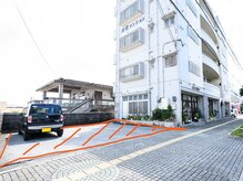 美容室プレスト 前田店の雰囲気（店舗横に駐車場有）