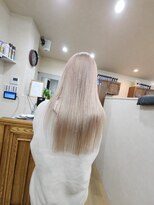 ミラシィ 成田(Mirashy)&nbsp;ハイライトカラーミルクティーベージュレイヤーカット