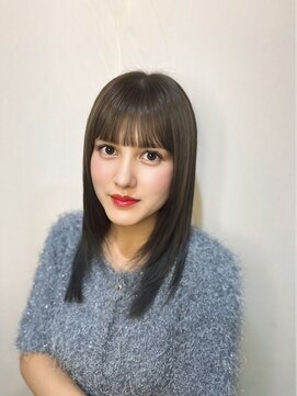 ヘアメイクアン(Hair Make Une) 秋の透明感カラー◎くすみミルクティーアッシュで大人可愛く♪