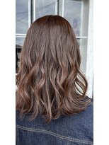 アカイトビラ ヘアケアサロン(AKAI TOBIRA Hair Care Salon)&nbsp;レイヤースタイル