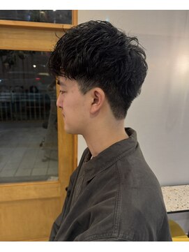 クウキ (kuuki) くせ毛も、うまく活かす