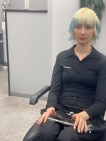 ワン(ONE) デザインカラーホワイト×ライトブルー
