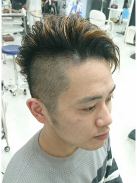 モザイク(MOSAIQUE) アシンメトリー×ツーブロック×アップバング×ネープレス