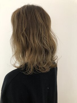 スピンヘアワークス(Spin Hair Works) バレイヤージュ×アディクシーカラー