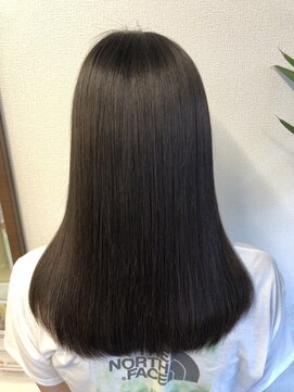 アット(atto) ツヤツヤコスメ