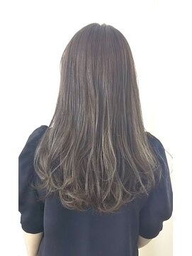 エミュスト(Emuest) 大人かわいいフンワリウェーブ