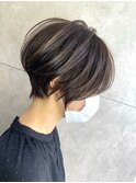 クールショート、耳かけショート、抜け感、ショコラベージュ
