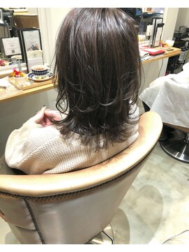 トリート 妙典店(TREAT) アッシュグレージュ×レイヤー_TREAT妙典