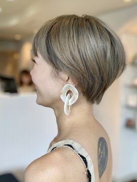 ダブル アンダーバー サロン(W_SALON) 【W_SALON 河原町】ハンサムショート/大人綺麗