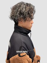ラレイ ハラジュク(Lalei harajuku)&nbsp;原宿ツイストスパイラルパーマメンズハイライトメンズパーマ眉毛