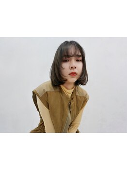 【mm単位で印象が変わる】個性的な魅力を演出する繊細な顔周りレイヤーカットを（自由が丘/ショート）