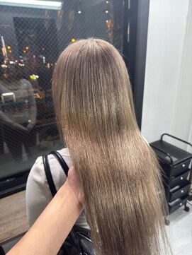 テテ(TETE) 【TETE】エデン　透け感ミルクティー　心斎橋×長堀橋