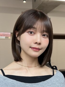 アビーツー(ABBEY2) 流れる顔周りボブ/切りっぱなしボブ/ぱつっとボブ/結べるボブ