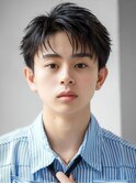 スパイキーショートベリーショートフェザーパーマセンターパート